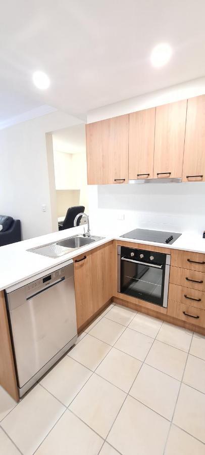 Ramada By Wyndham Brisbane Windsor Hotell Eksteriør bilde