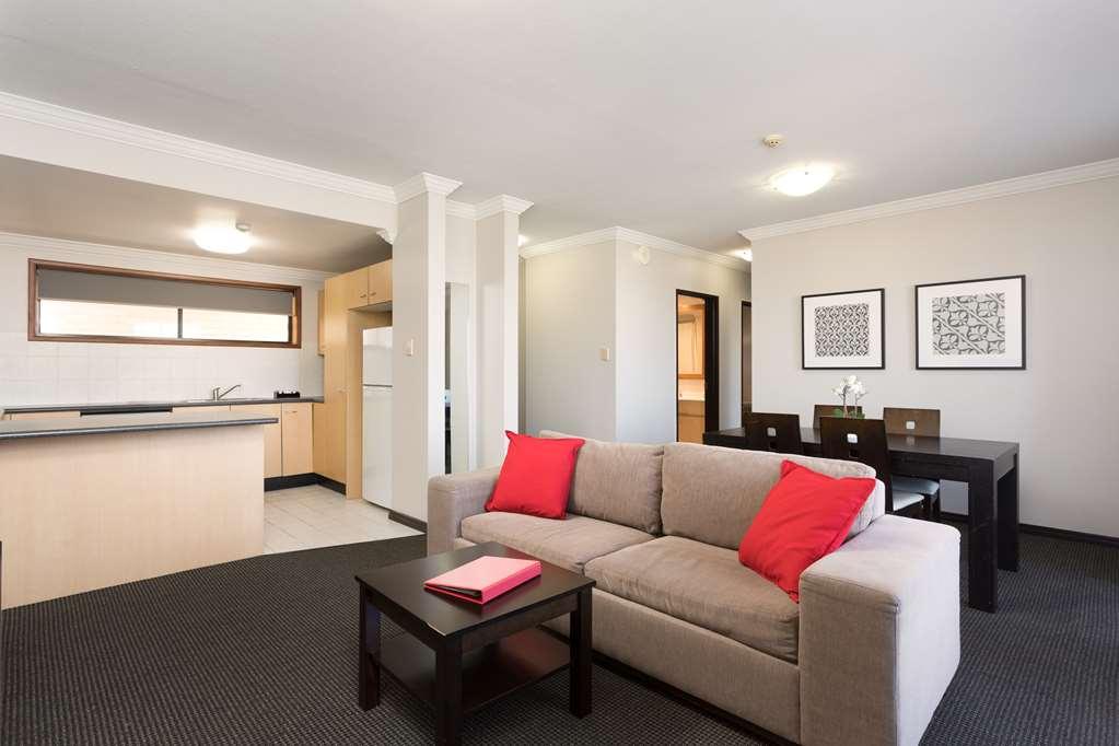 Ramada By Wyndham Brisbane Windsor Hotell Rom bilde