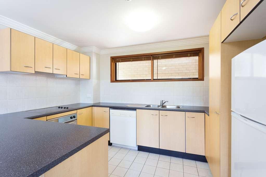 Ramada By Wyndham Brisbane Windsor Hotell Rom bilde