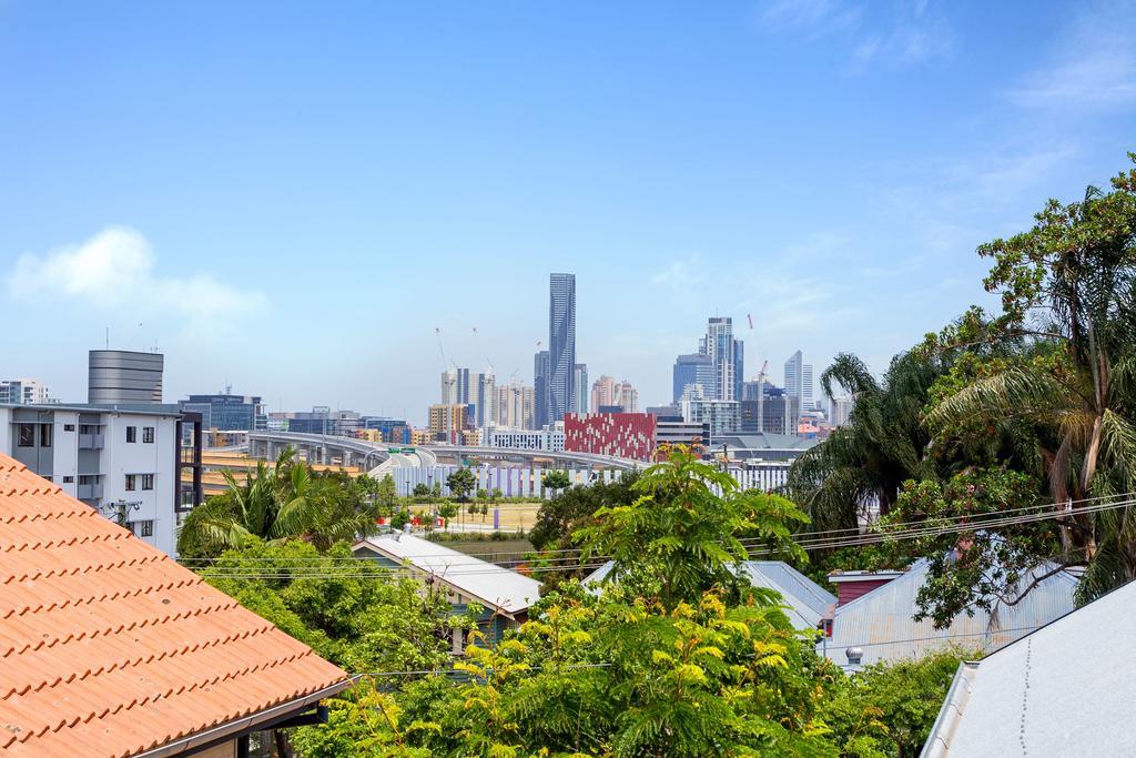 Ramada By Wyndham Brisbane Windsor Hotell Eksteriør bilde