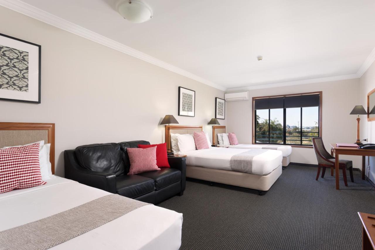 Ramada By Wyndham Brisbane Windsor Hotell Eksteriør bilde